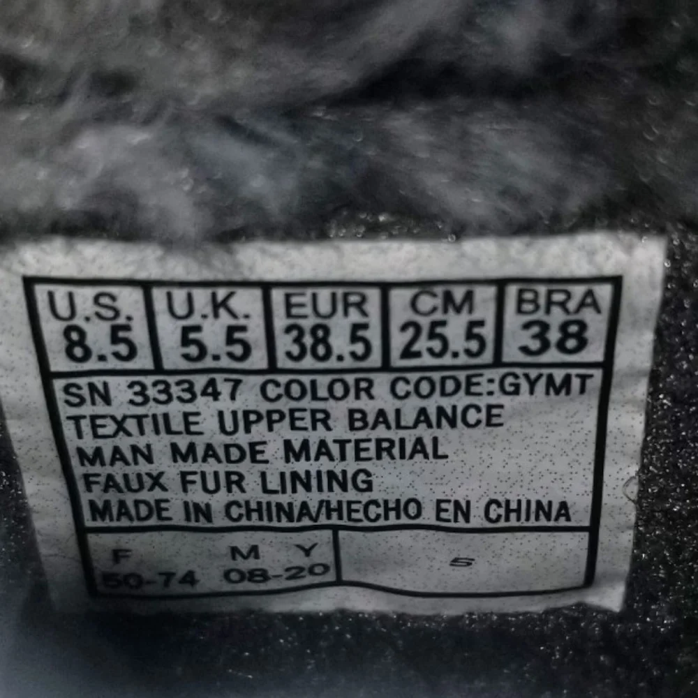 NEW NO BOX BOB'S FROM SKECHERS SLIPPERS SIZE 8.5 - Picture 3 of 7